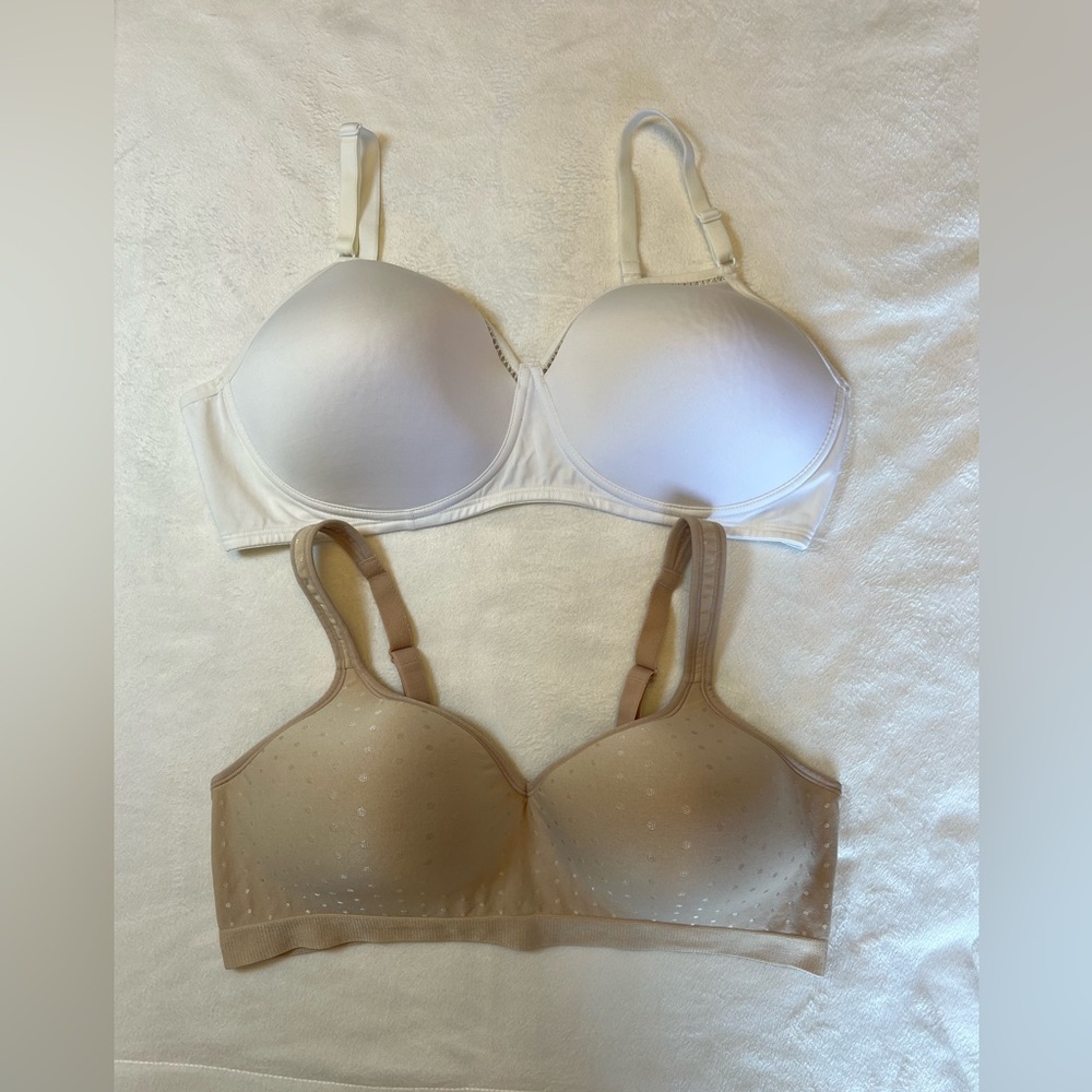Bali , Fruit of the Loom White and‎ Tan Set Women's Size 42 C